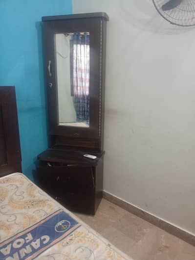 bed and dressing