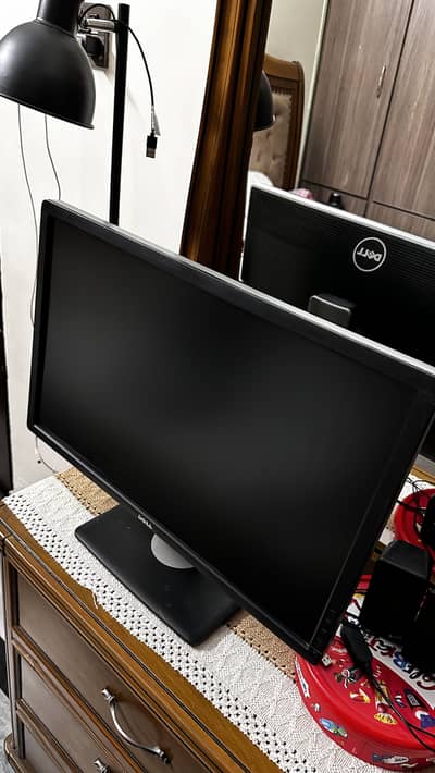 Dell UltraSharp U2412M 24” IPS Monitor