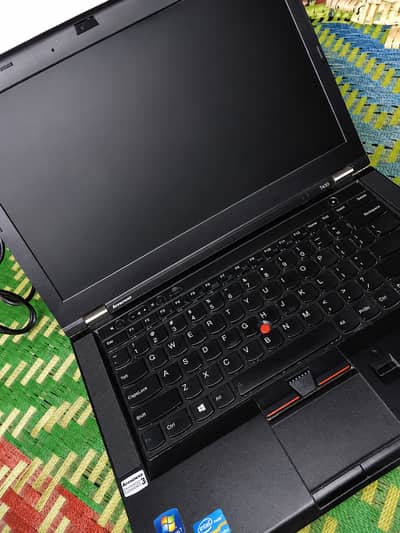 Laptop For Sell 10 By 10 Condtion