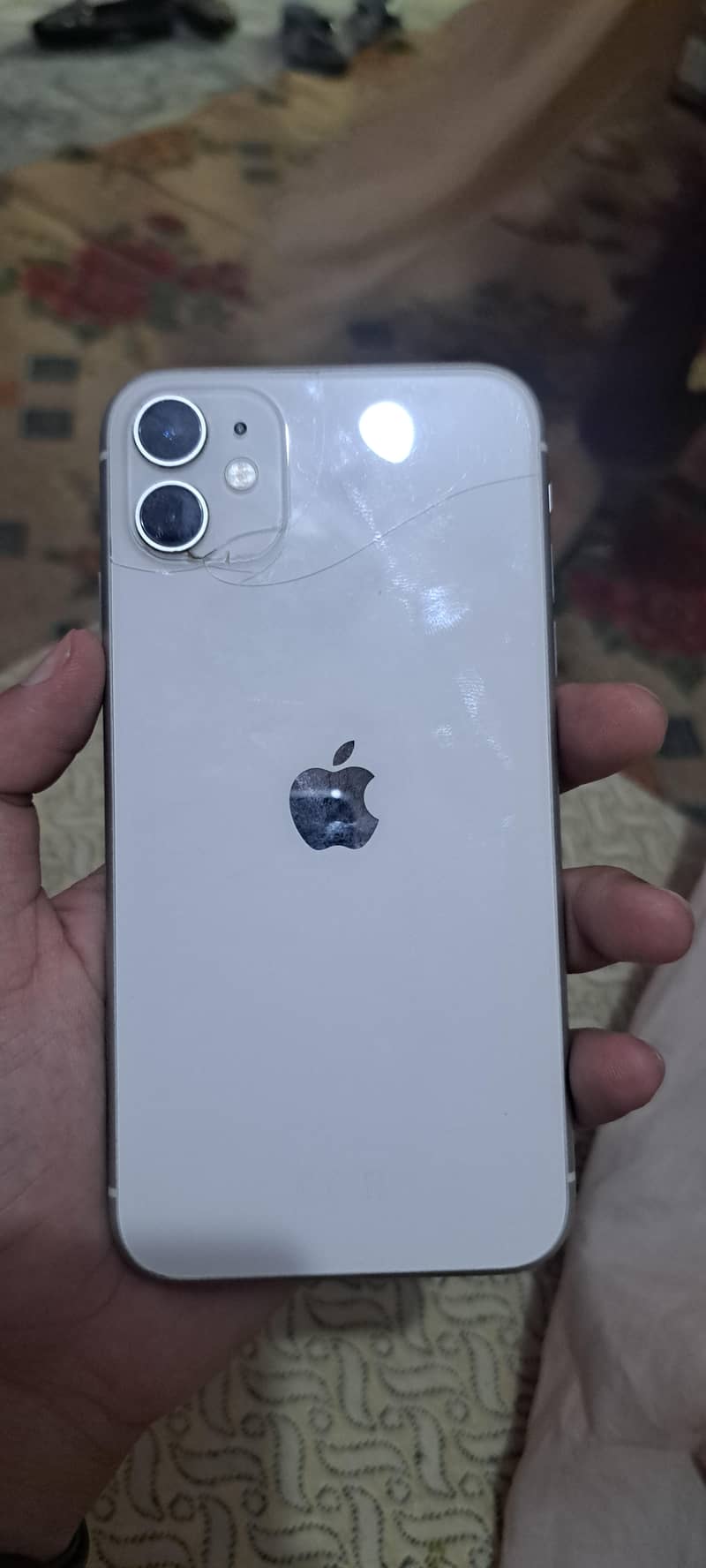 Apple iPhone 11 0