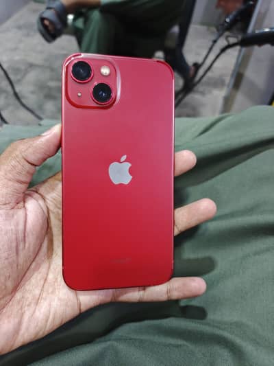 Apple iPhone 13