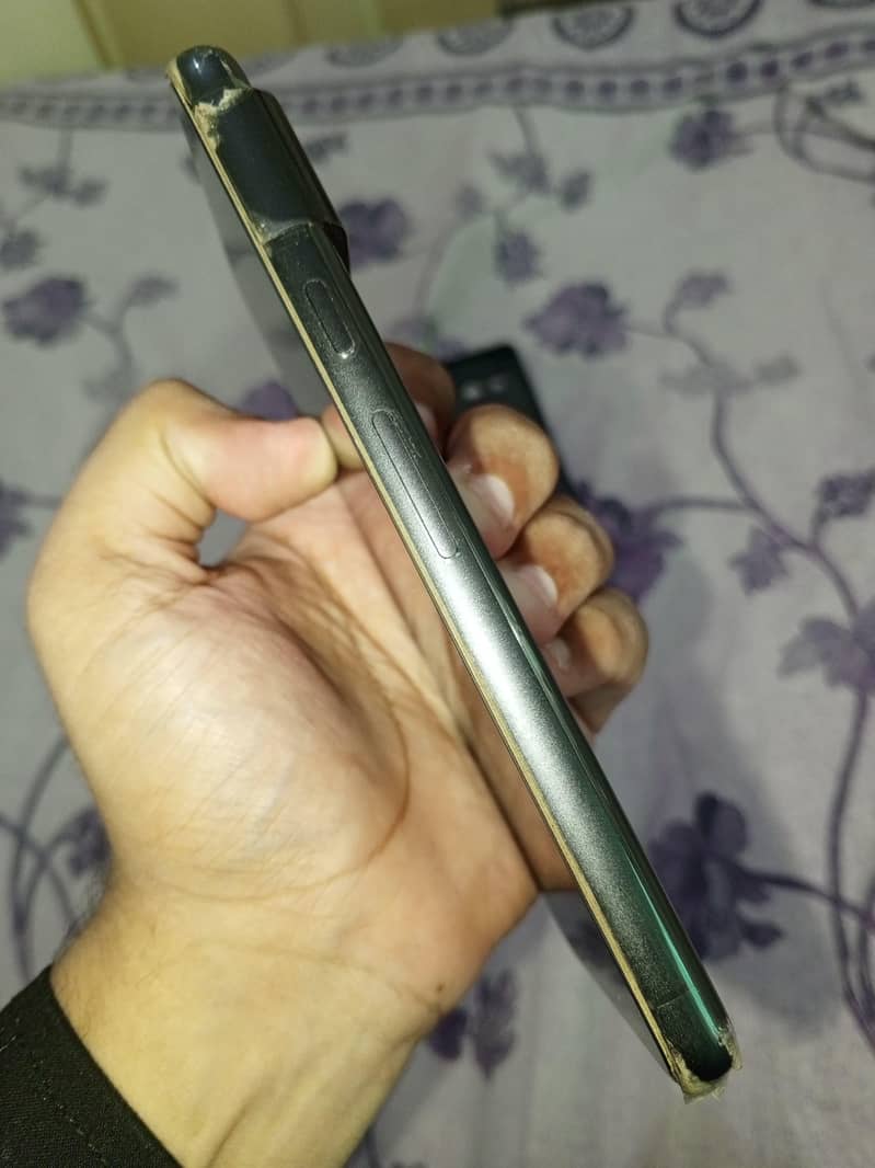 Google Pixel 8 1