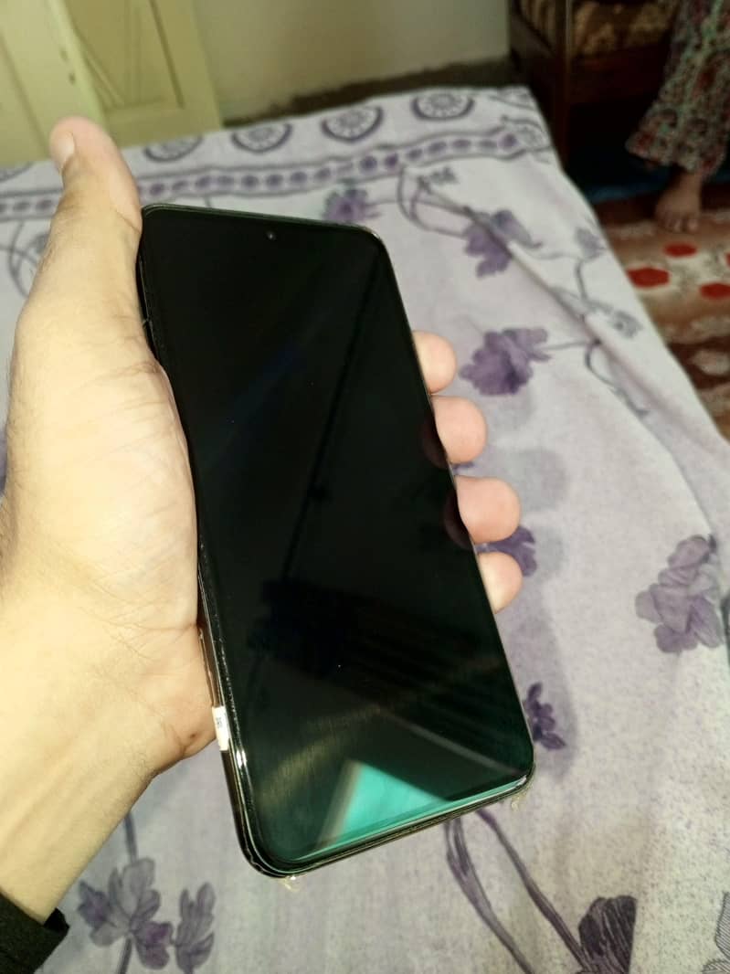 Google Pixel 8 3
