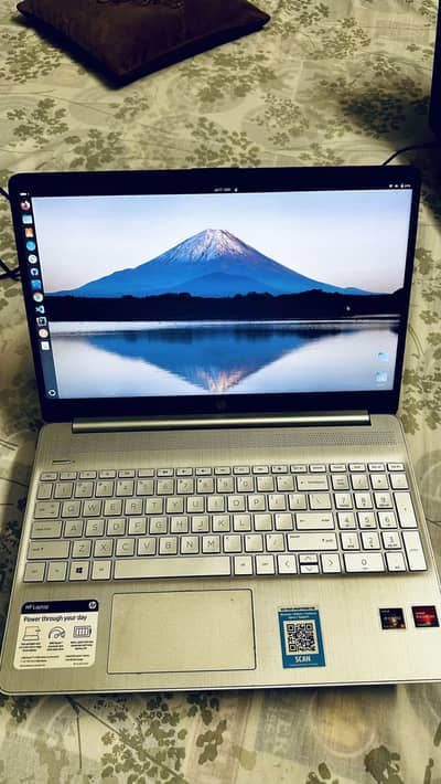HP 15 Laptop (15-ef2xxx)
