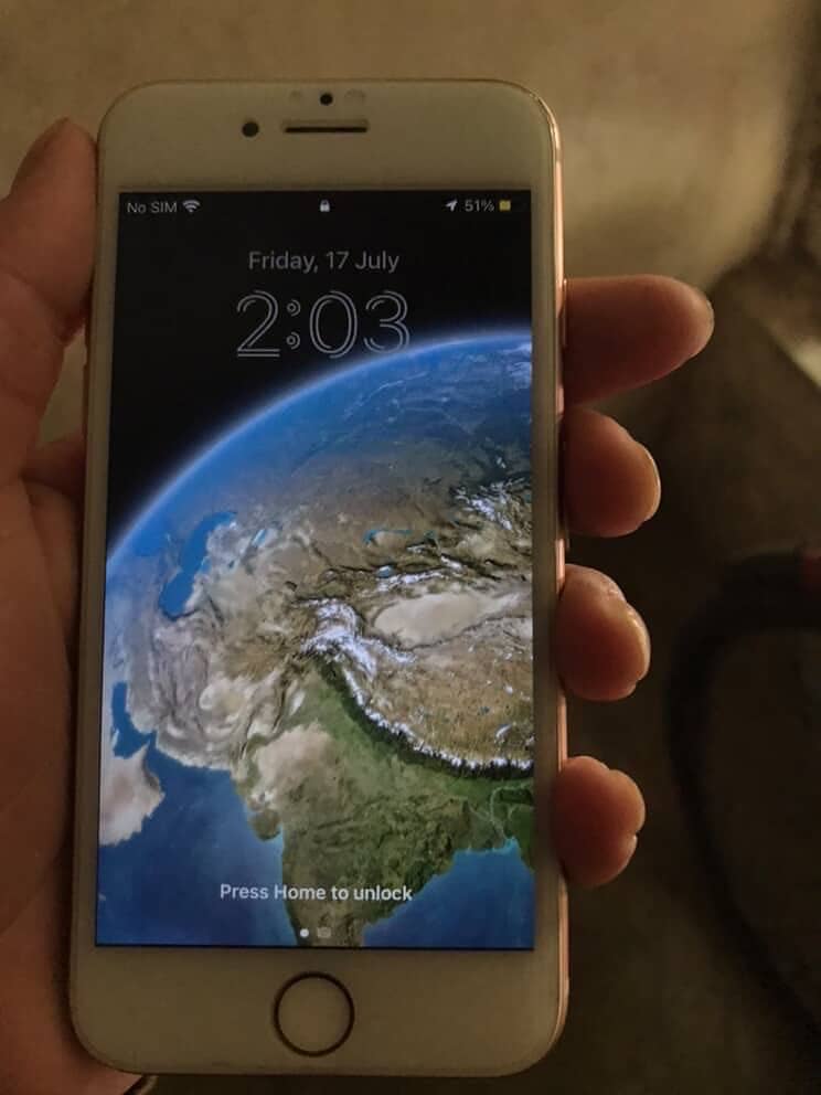 iPhone 8 0