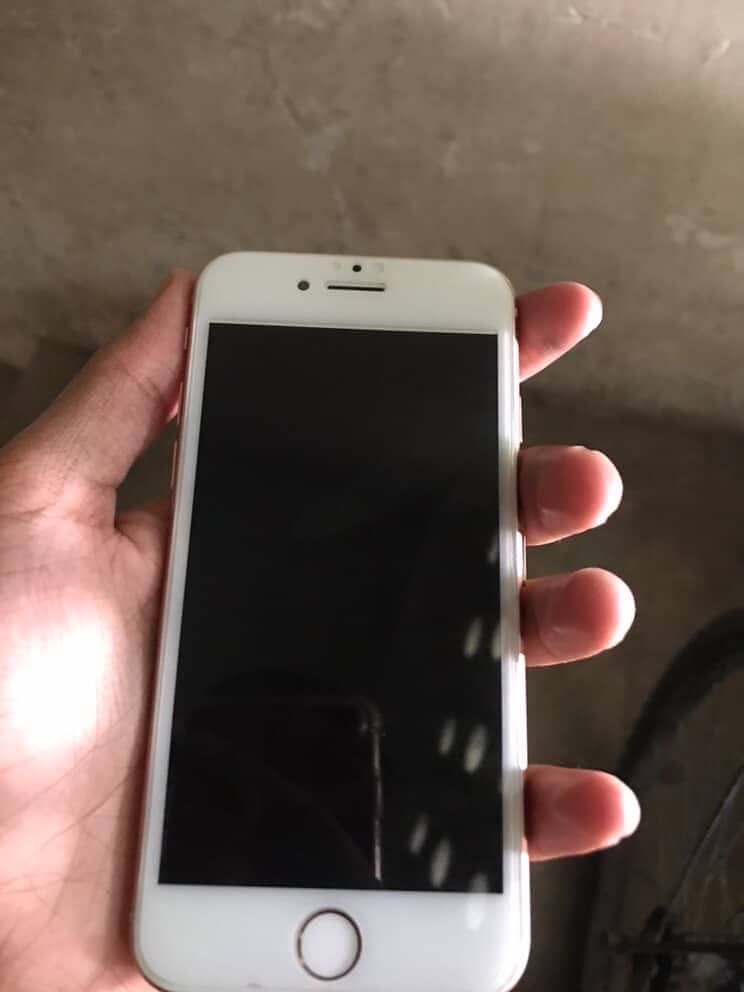 iPhone 8 5