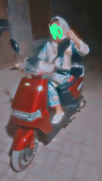 E-Dorado Electric Scooter . Family Used . Well Maintained .