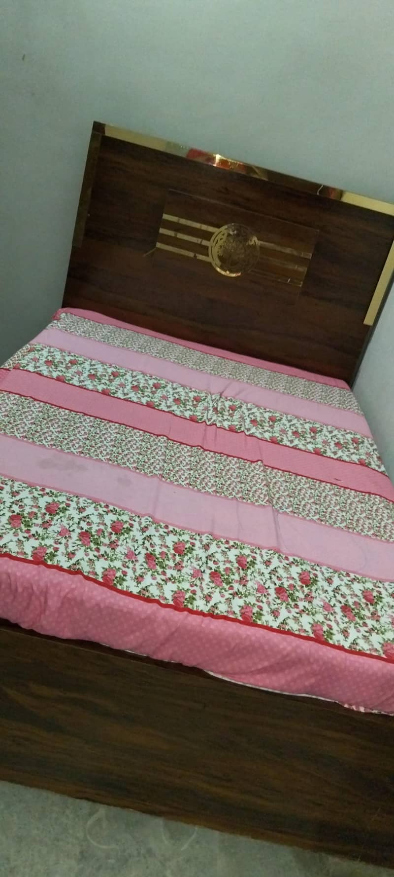 single bed 0