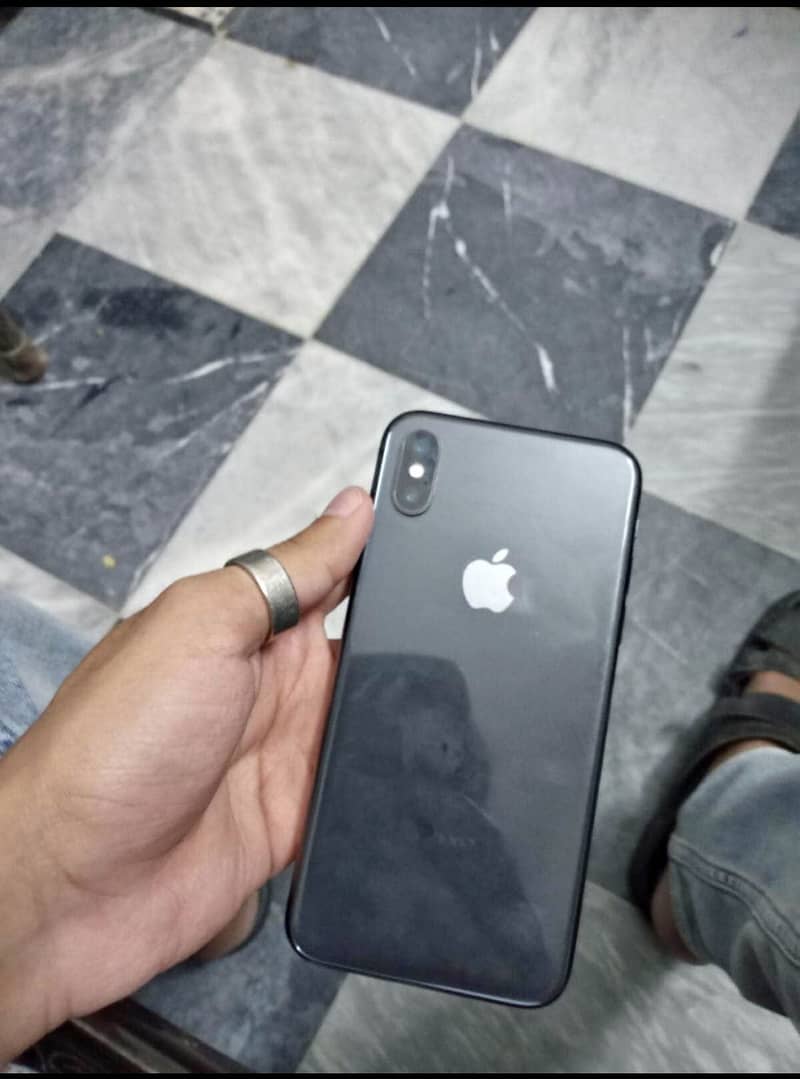 Apple iPhone X 1