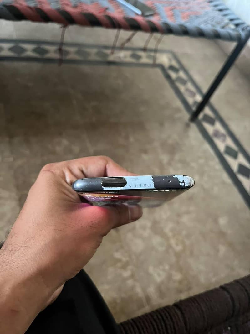 One Plus 7 Pro 3