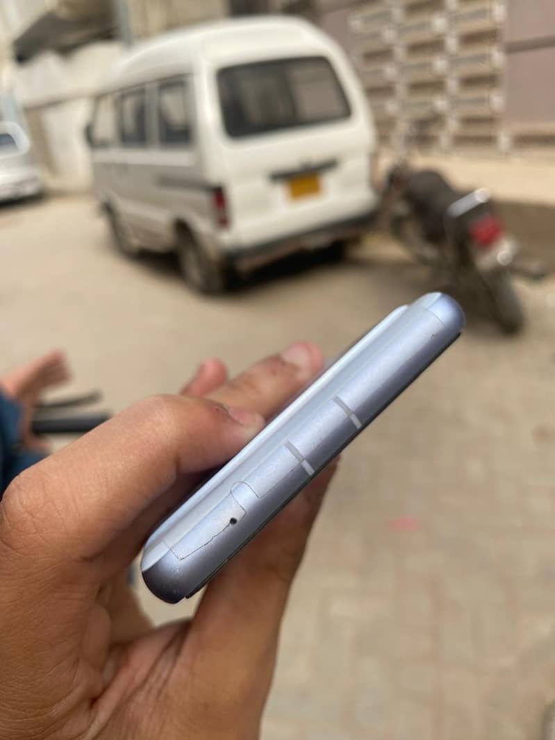 Google Pixel 7a 2
