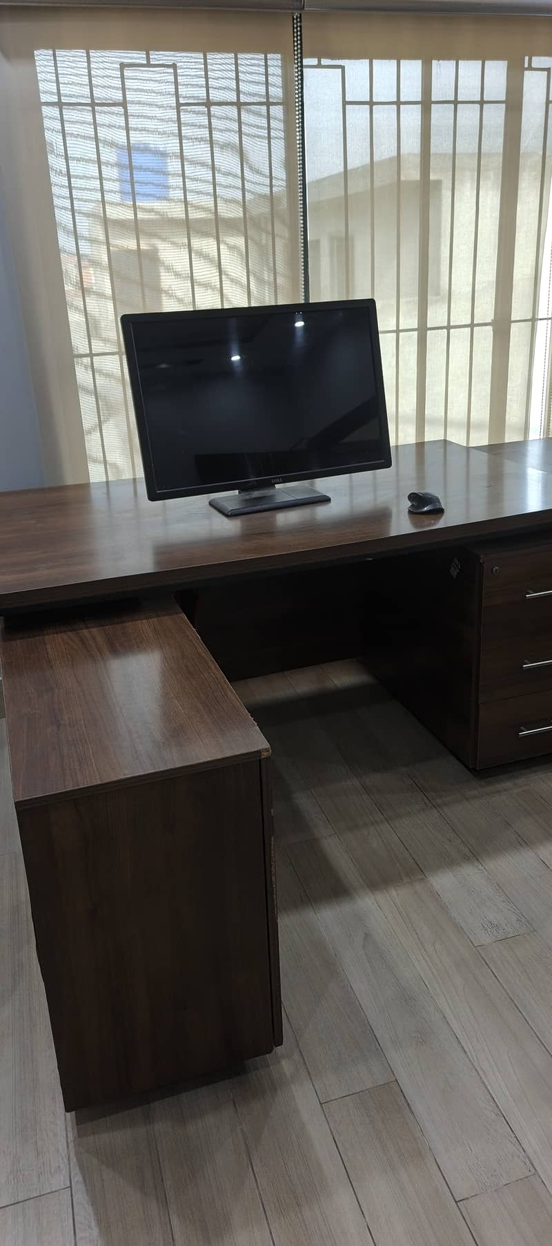 Office Table 4