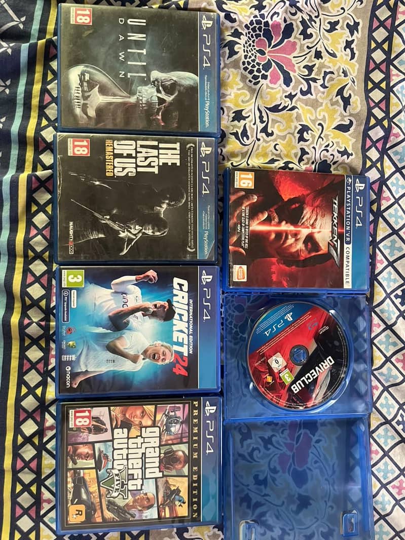 GAMING PACK:PS4 DISC 1