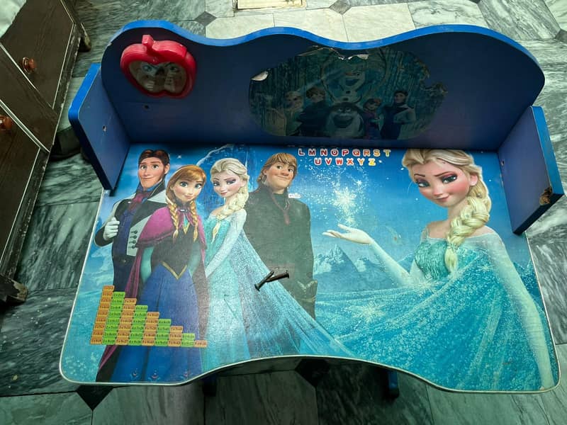 kids study table 1
