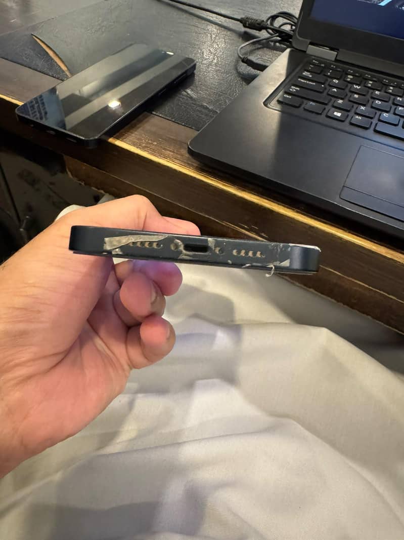 Apple iPhone 14 plus 4