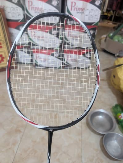 yonex duora z-strike  victor alexsen racket