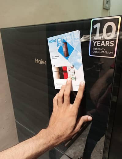 box pck Haier glass dor brand new ek mint bhi used ni 03124119862