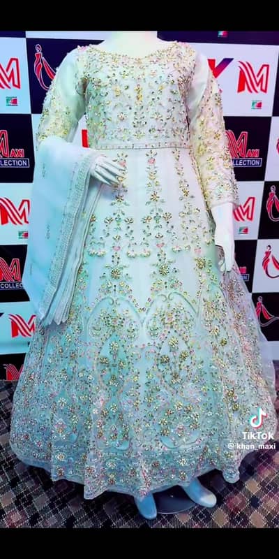 Imported Maxi, full fency