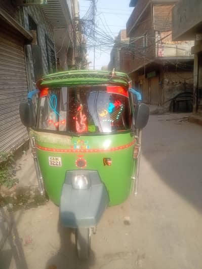 neet and clean rickshaw installment pay rickshaw hai