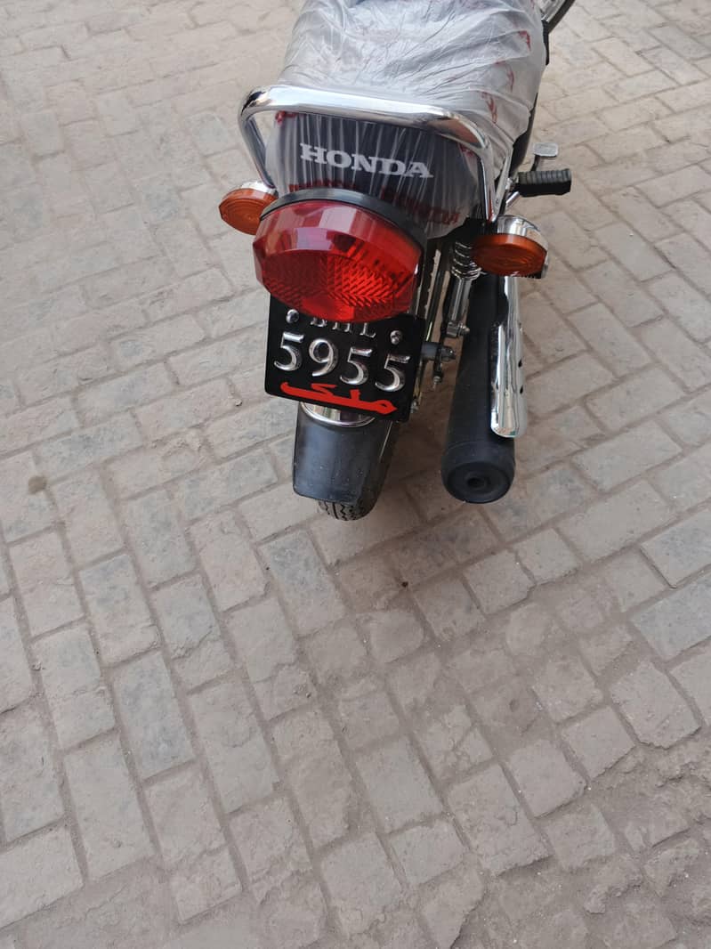 03071280245 3