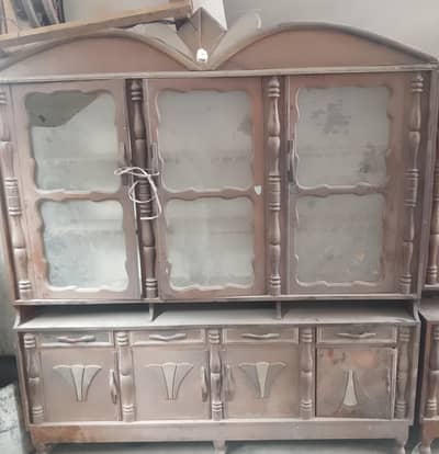 Showcase & Dressing Table For Sale