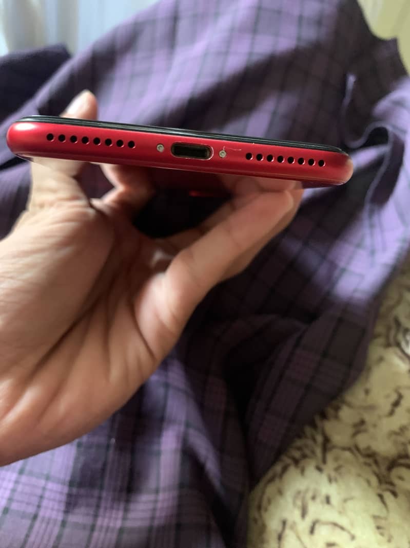 Apple iPhone 8 Plus 2