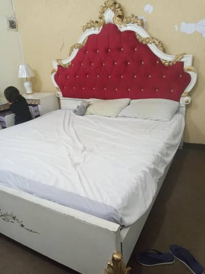 Double Bed Set, Singhaar and 2 Side Tables