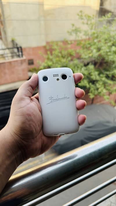 BALMUDA 5G Phone