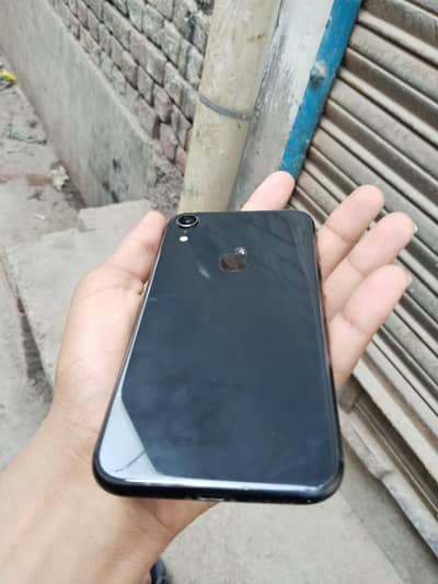 Apple iPhone XR