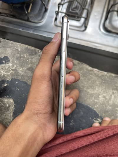 iPhone X 64 gb factory unlock sim bypass