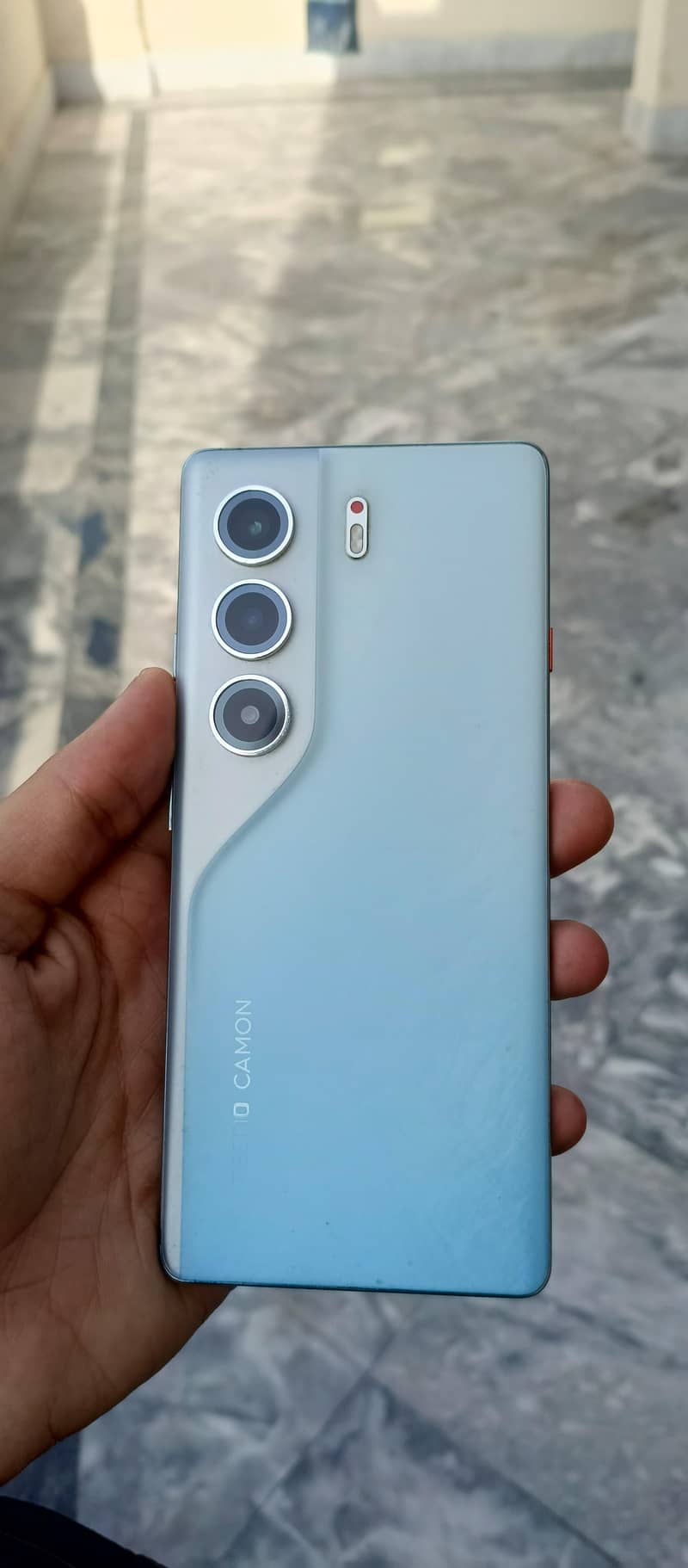 Tecno CAMON 40 Pro 0