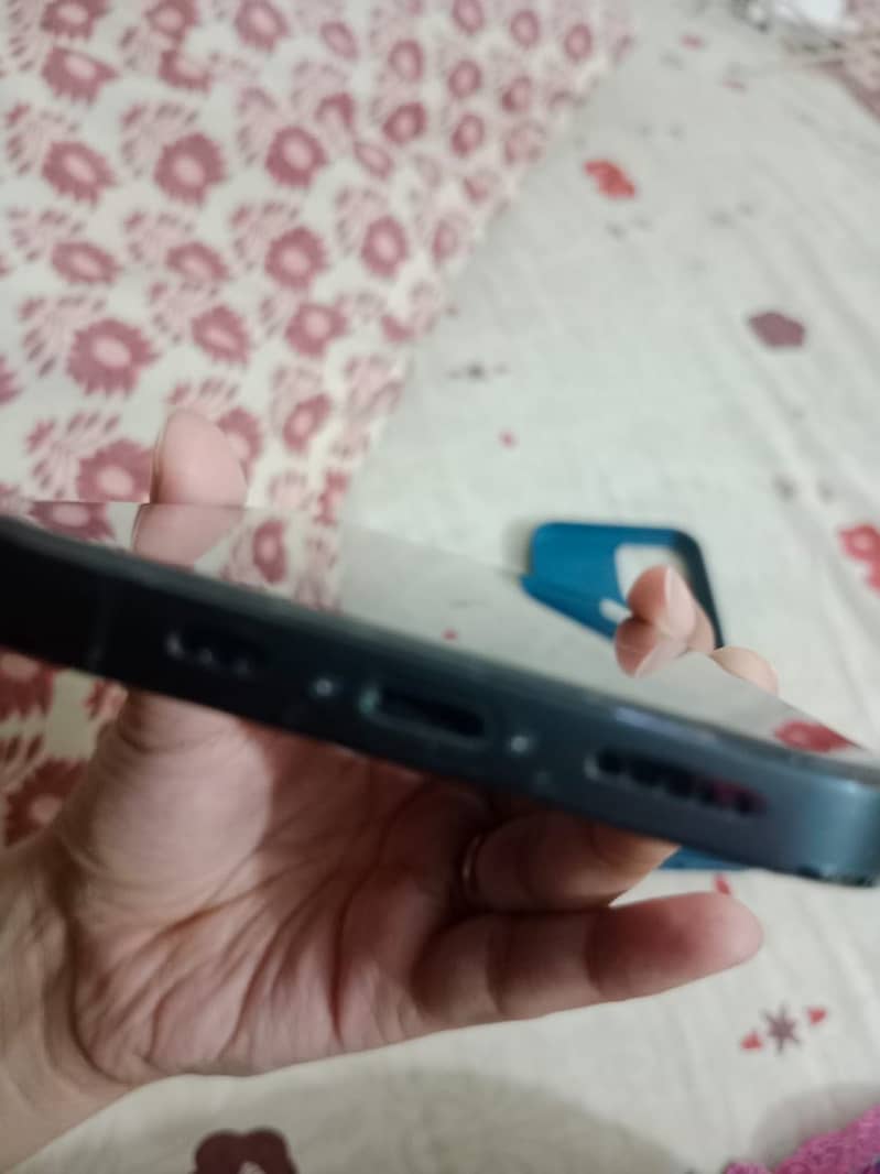 Apple iPhone 12 Pro 2