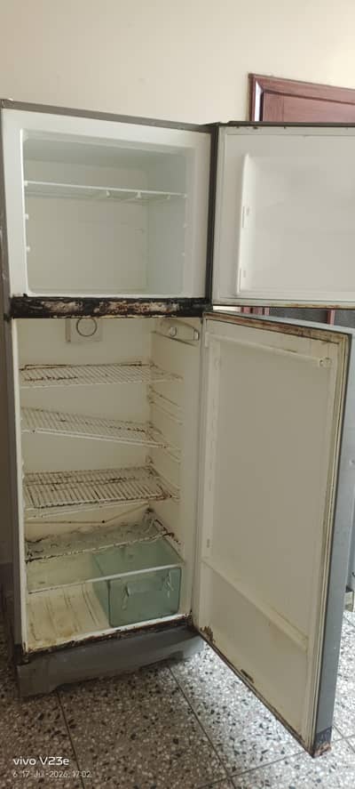 Electrolux refrigerator and freezer for sale