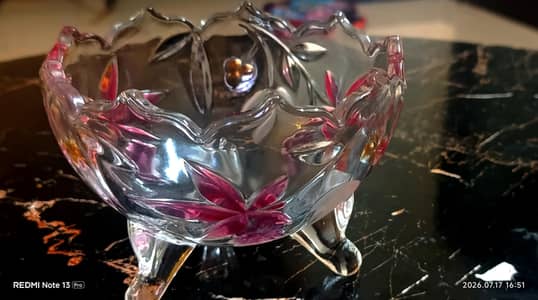4 pieces of beautiful decoration for sale just 2500