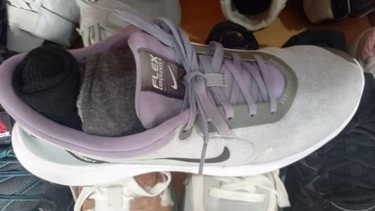 Nike shoes 10 number