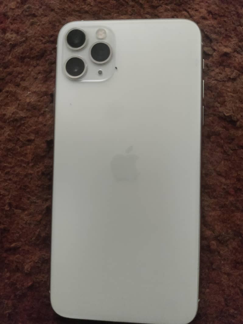 Apple iPhone 11 Pro Max 1