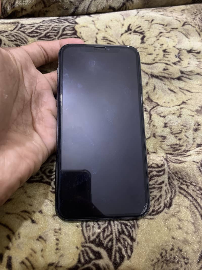 Apple iphone 11 pro jv 7