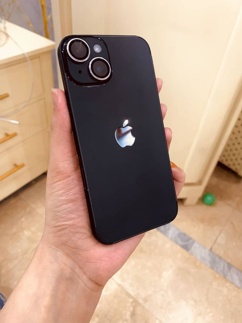 Apple iPhone 14 3