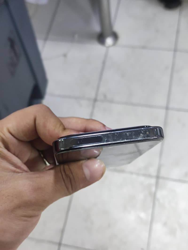 Google Pixel 9 Pro 4