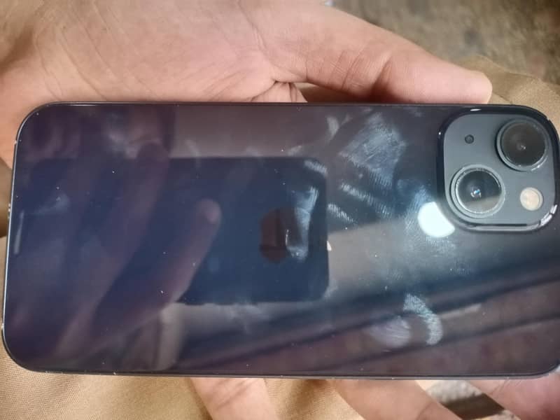 Apple iPhone 13 0