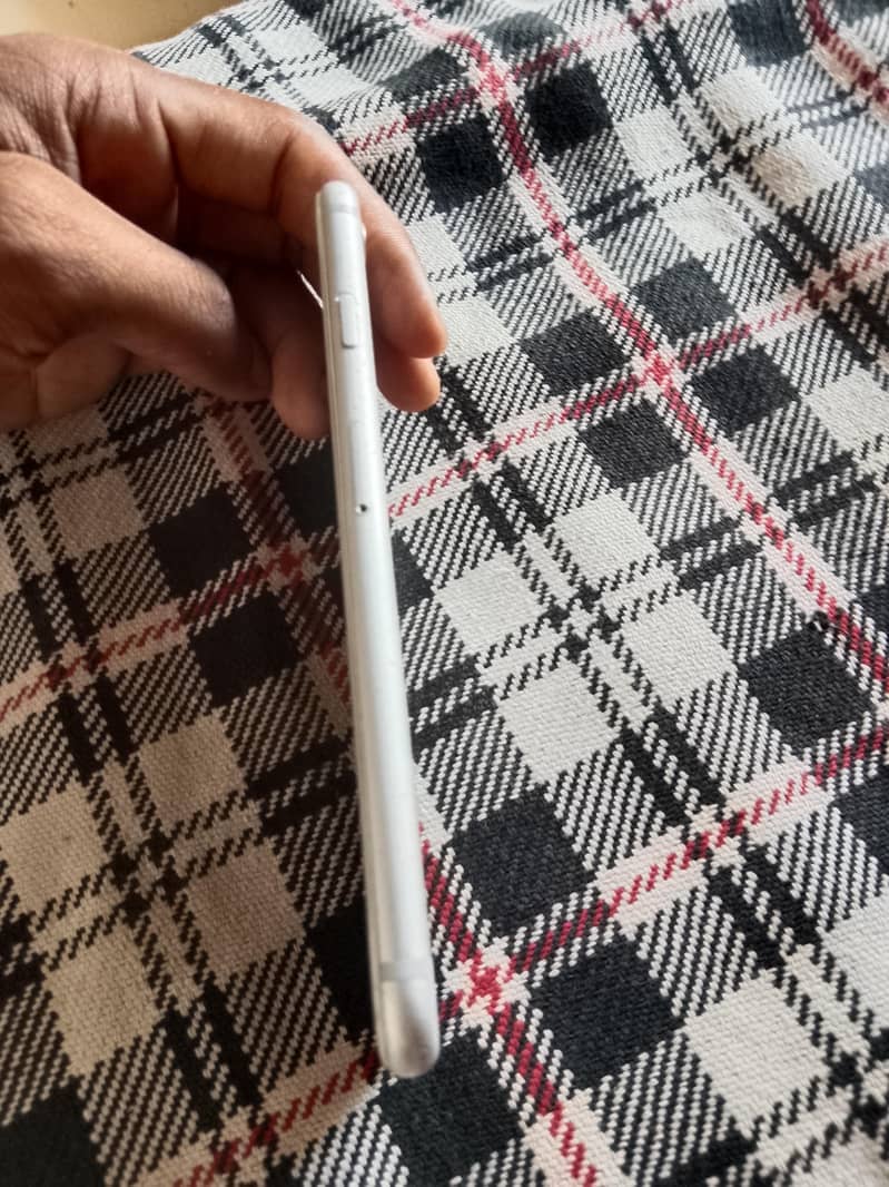 Apple iPhone 6 8