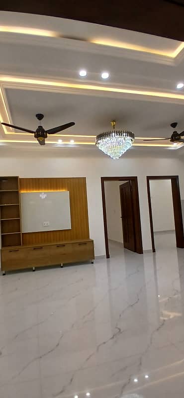 7 MARLA BRAND NEW HOUSE FOR SALE IN JINNAH GARDEN