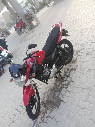 Yamaha ybr 125