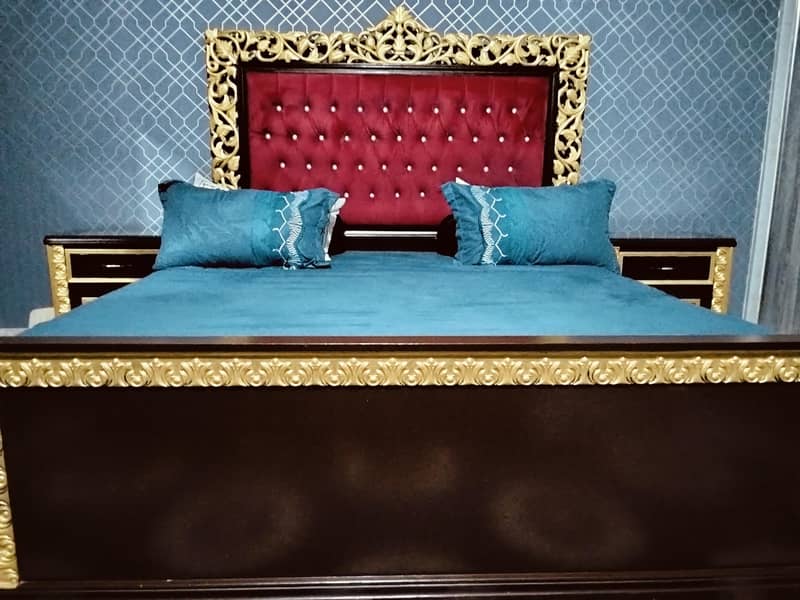 Bed with side tables 1