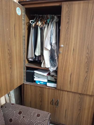 wooden wardrobe excellent condition