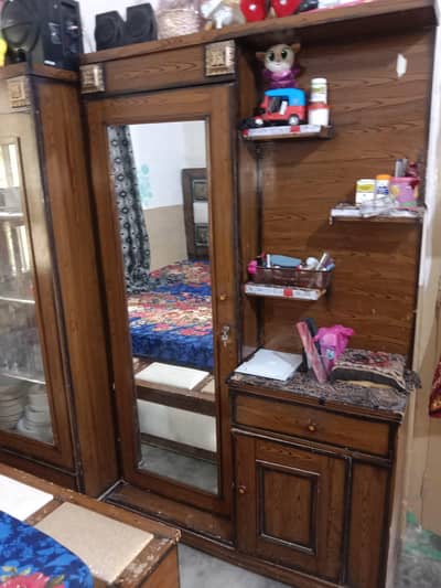 dressing table urgent sale