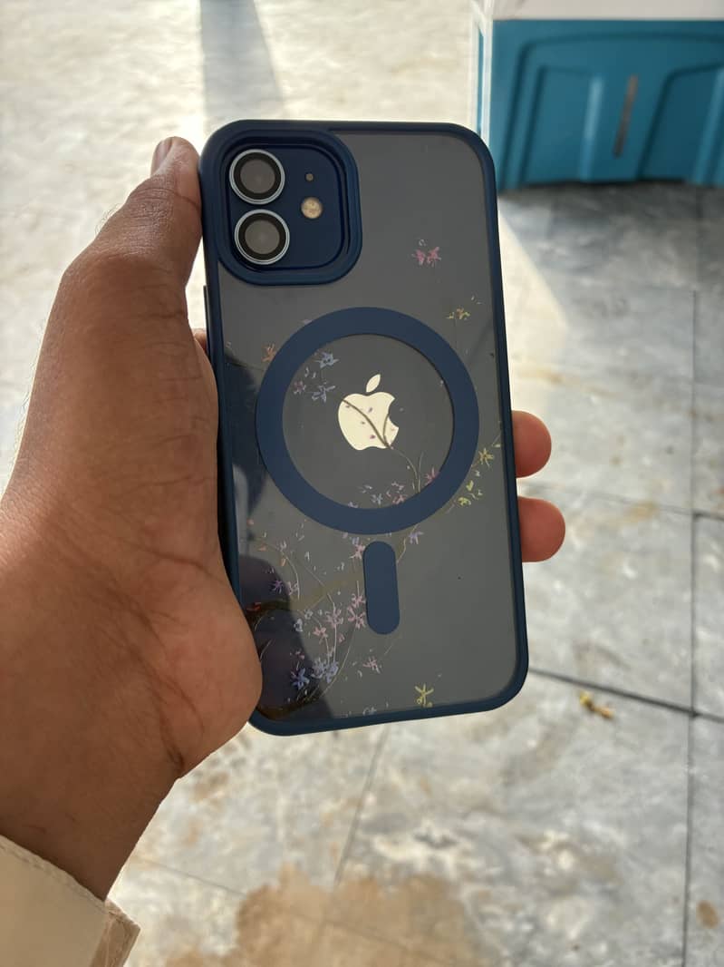 Apple iPhone 12 2