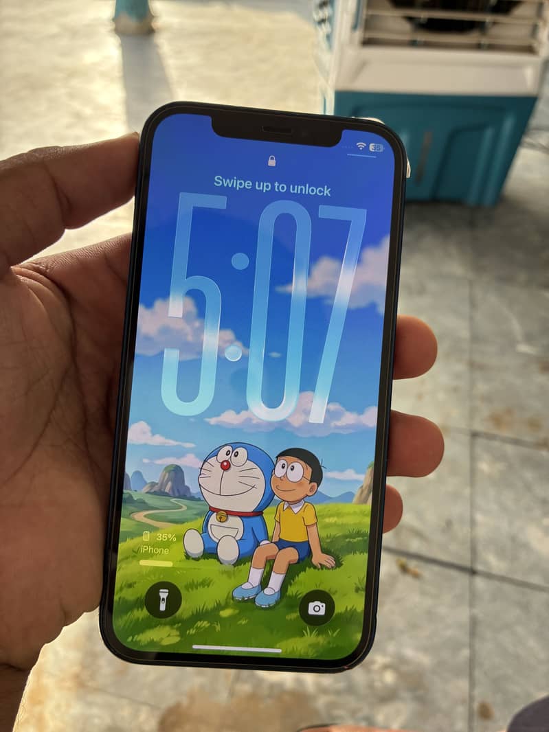 Apple iPhone 12 5