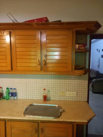 10 MARLA IMMACULATE WELL MAINTAINED RENOVATED BUNGALOW NEAR TO PARK FOR RENT