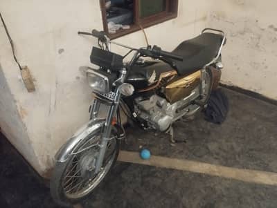 Honda 125 Gold Edition 15k original milage all documents clear